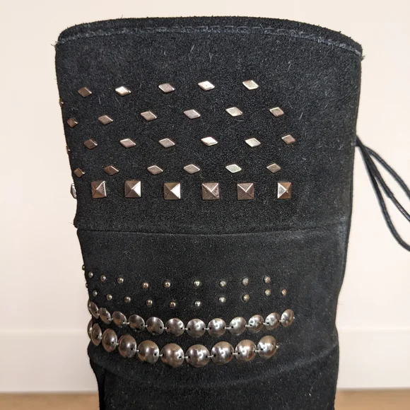 BearPaw Studded Black Suede Winter Boots (Wool & Sheepskin Lining) - Picture 6 of 9
